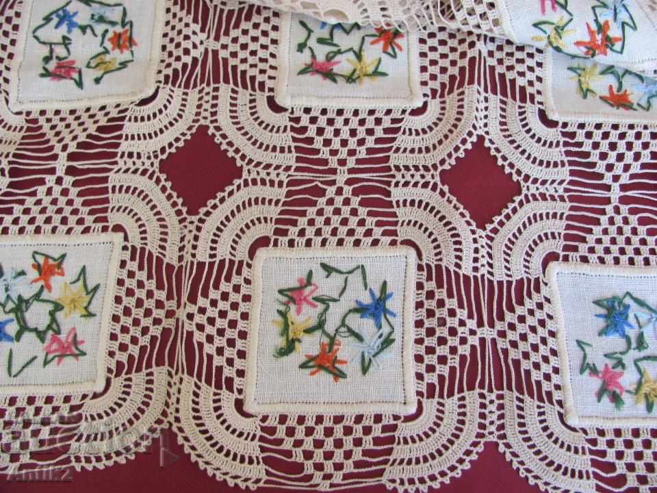 Old Table Cover Kare, Tishleifer - 7 Old Table Cover Kare, Tishleifer - 7