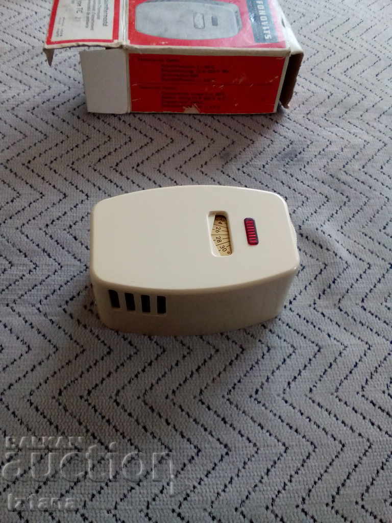 Old room thermostat FONOVITS - 7 Old room thermostat FONOVITS - 7
