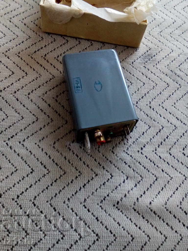 Old relay RCM1 with price 10.00 BGN | € 5.11 Old relay RCM1 with price 10.00 BGN | € 5.11