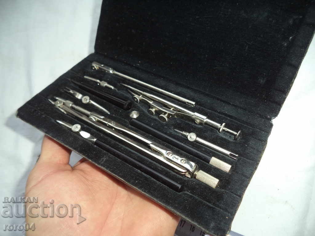 STAR RUSSIAN DRAWING COMPLEX - W10 P - EXCELLENT - 6 STAR RUSSIAN DRAWING COMPLEX - W10 P - EXCELLENT - 6