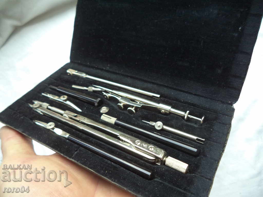 STAR RUSSIAN DRAWING COMPLEX - W10 P - EXCELLENT - 7 STAR RUSSIAN DRAWING COMPLEX - W10 P - EXCELLENT - 7