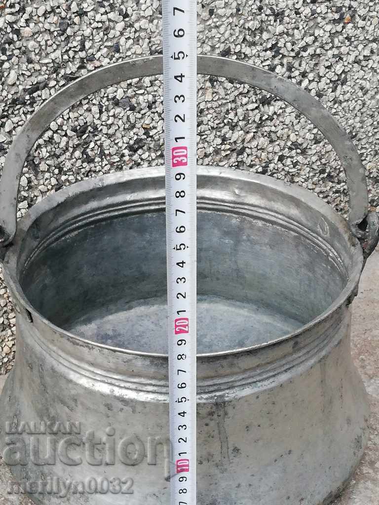 Auction Tinned cauldron copper copper vessel mence menec Auction Tinned cauldron copper copper vessel mence menec