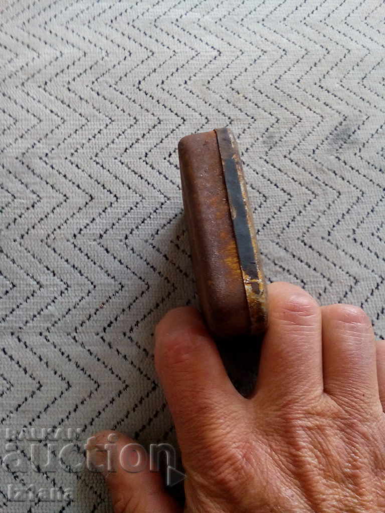 Old box RISINETTEN - 6 Old box RISINETTEN - 6