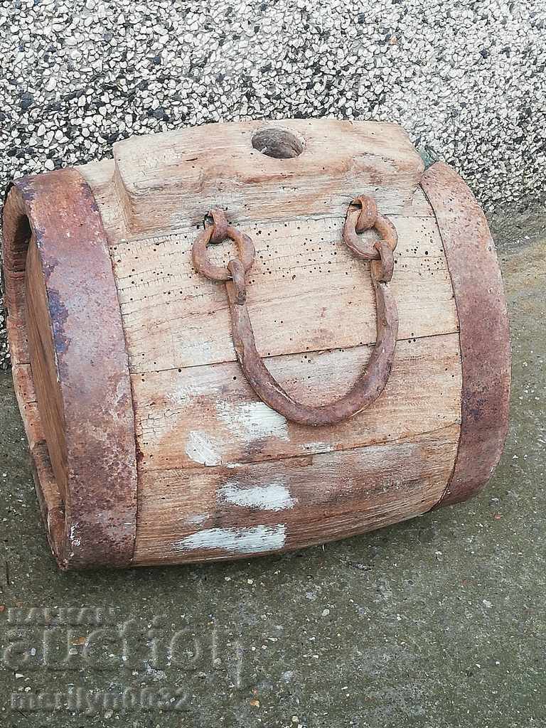 Доставка на Стар бъкел, бъклица, буре, дървения, павур Доставка на Стар бъкел, бъклица, буре, дървения, павур