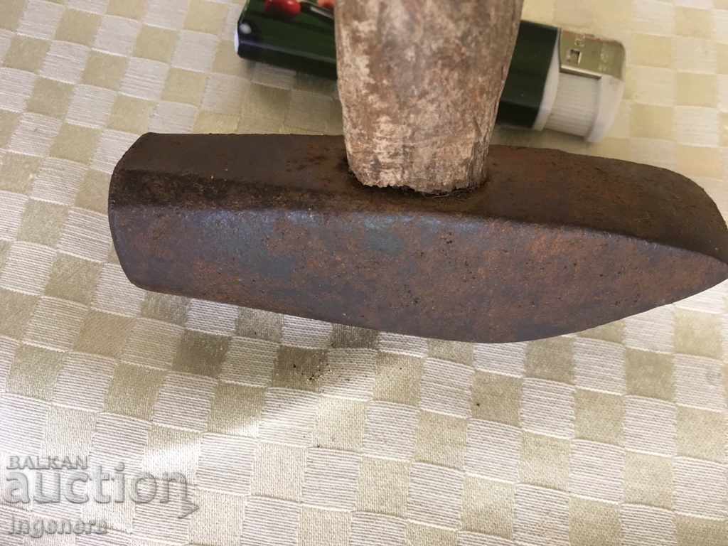 HOW STAR - 400 GR with price 14.00 BGN | € 7.16 HOW STAR - 400 GR with price 14.00 BGN | € 7.16