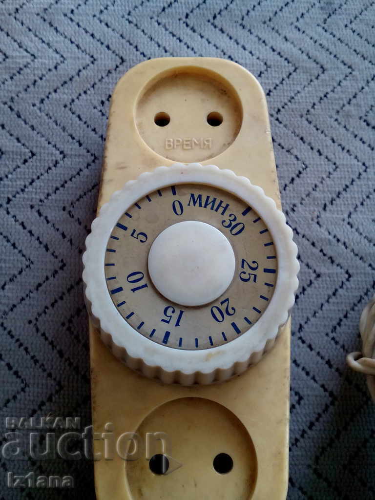 Аукцион Стар разклонител с таймер Аукцион Стар разклонител с таймер