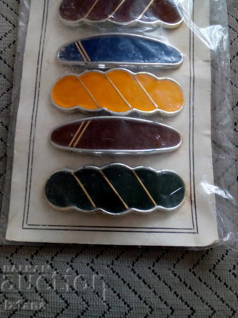 Auction  Old hair, hair curlers