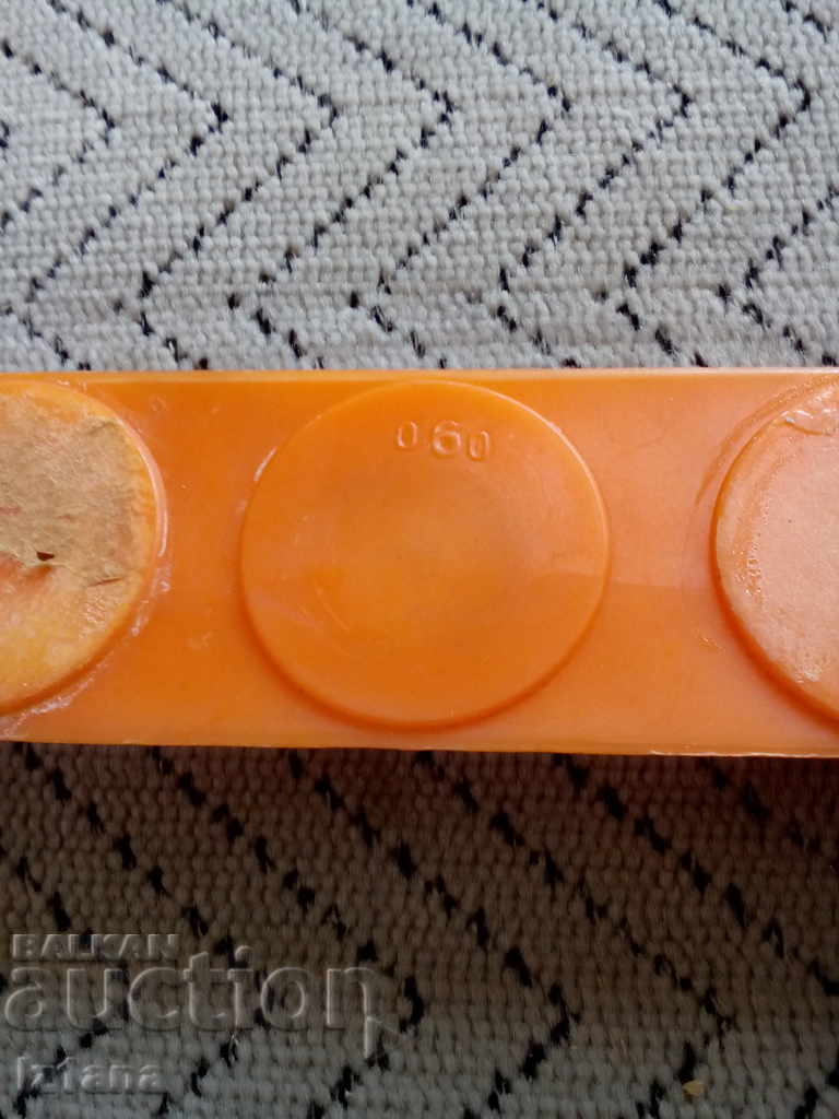 Delivery of An old towel hanger Delivery of An old towel hanger