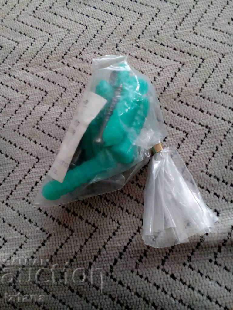 Delivery of Old dowel, dowels Delivery of Old dowel, dowels