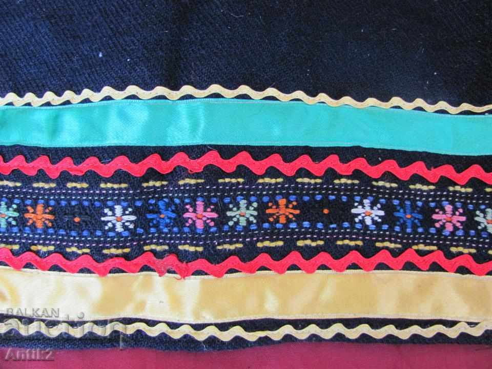 Δημοπρασία Παιδική κυματοειδής φορεσιά κοστουμιών του 19ου αιώνα