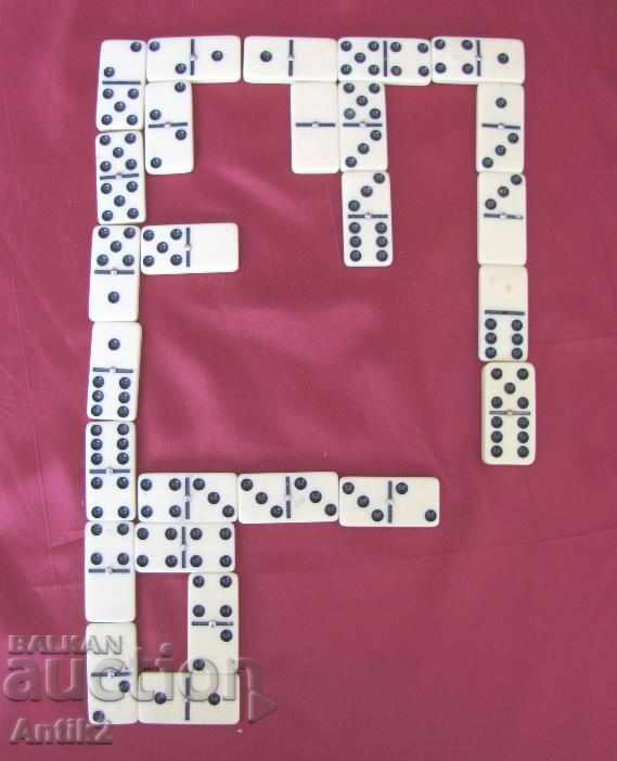 Staro Bakelitovo Domino with price 90.00 BGN | € 46.02 Staro Bakelitovo Domino with price 90.00 BGN | € 46.02