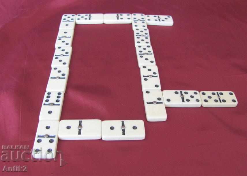 Staro Bakelitovo Domino with price 80.00 BGN | € 40.90 Staro Bakelitovo Domino with price 80.00 BGN | € 40.90
