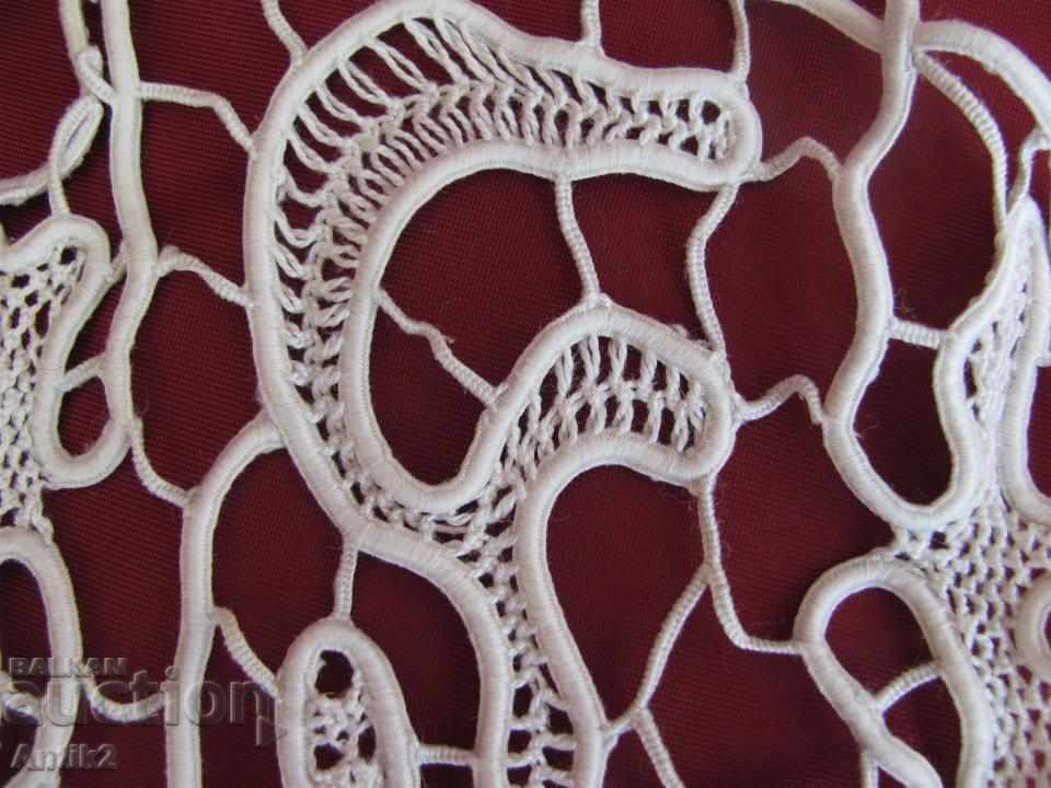 O cutie de brodat veche de brodat - 5