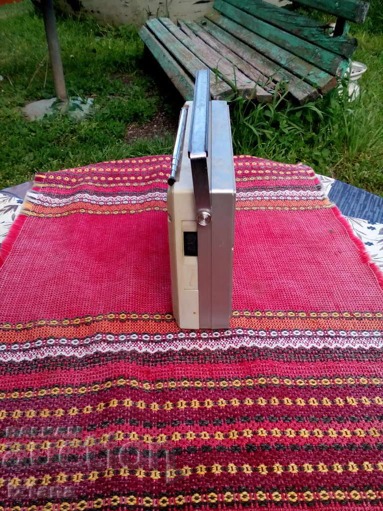 Auction Old radio, radio UNITRA ALICJA Auction Old radio, radio UNITRA ALICJA