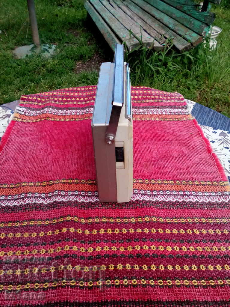 Old radio, radio UNITRA ALICJA - 5 Old radio, radio UNITRA ALICJA - 5