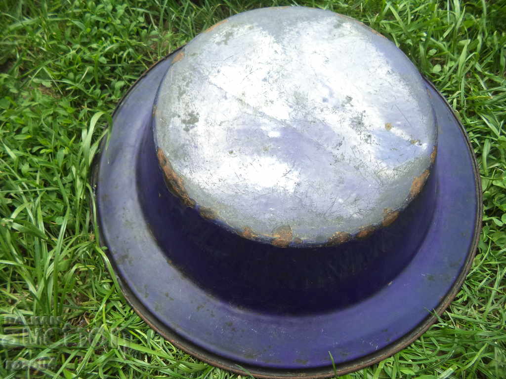 Delivery of THE MOST BEAUTIFUL BED IN THE BALKAN AUCTION - WW I Delivery of THE MOST BEAUTIFUL BED IN THE BALKAN AUCTION - WW I