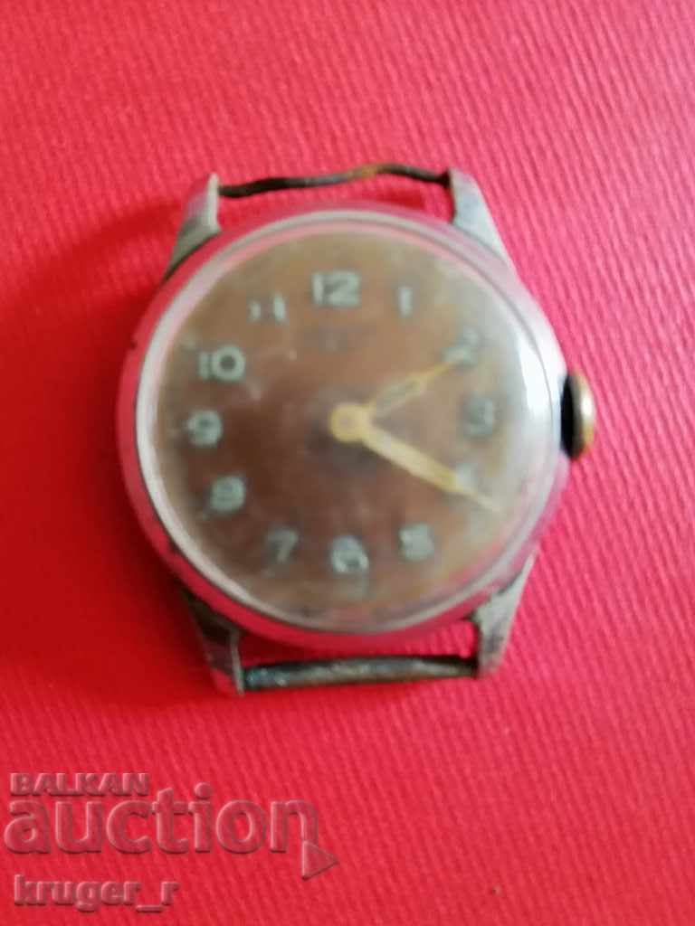 Licitație Ceas sovietic MOSCOVA Licitație Ceas sovietic MOSCOVA
