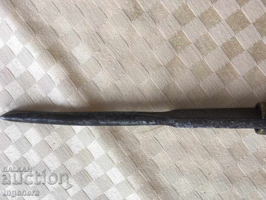 AWAITING ANGLIA STARA MARKED BY PIP - 5 AWAITING ANGLIA STARA MARKED BY PIP - 5