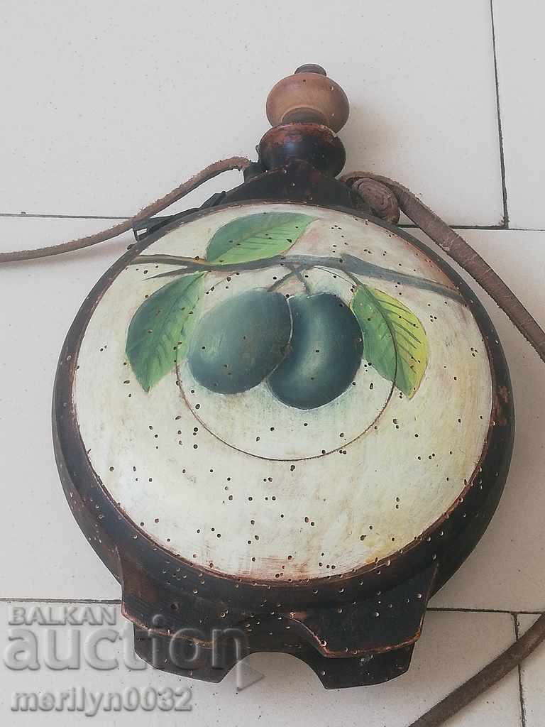 Painted cracker, wooden bucket with price 129.00 BGN | € 65.96