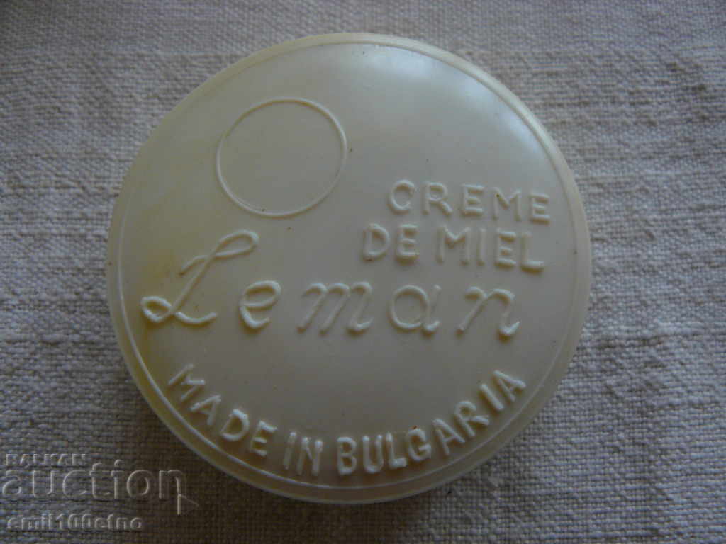 Auction Honey cream LEMAN PP Progress Sofia - the cream is from the salt Auction Honey cream LEMAN PP Progress Sofia - the cream is from the salt