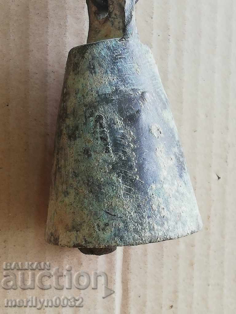 Old bronze vat, bell, clapper, bell