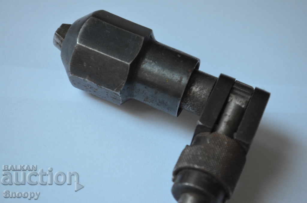 Licitație Instrument de găurit pentru tâmplărie din oțel cu mânere din lemn