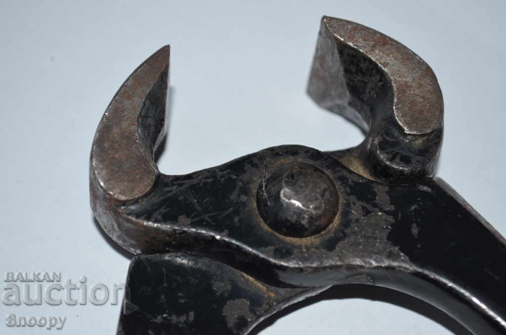 Delivery of Steel pliers