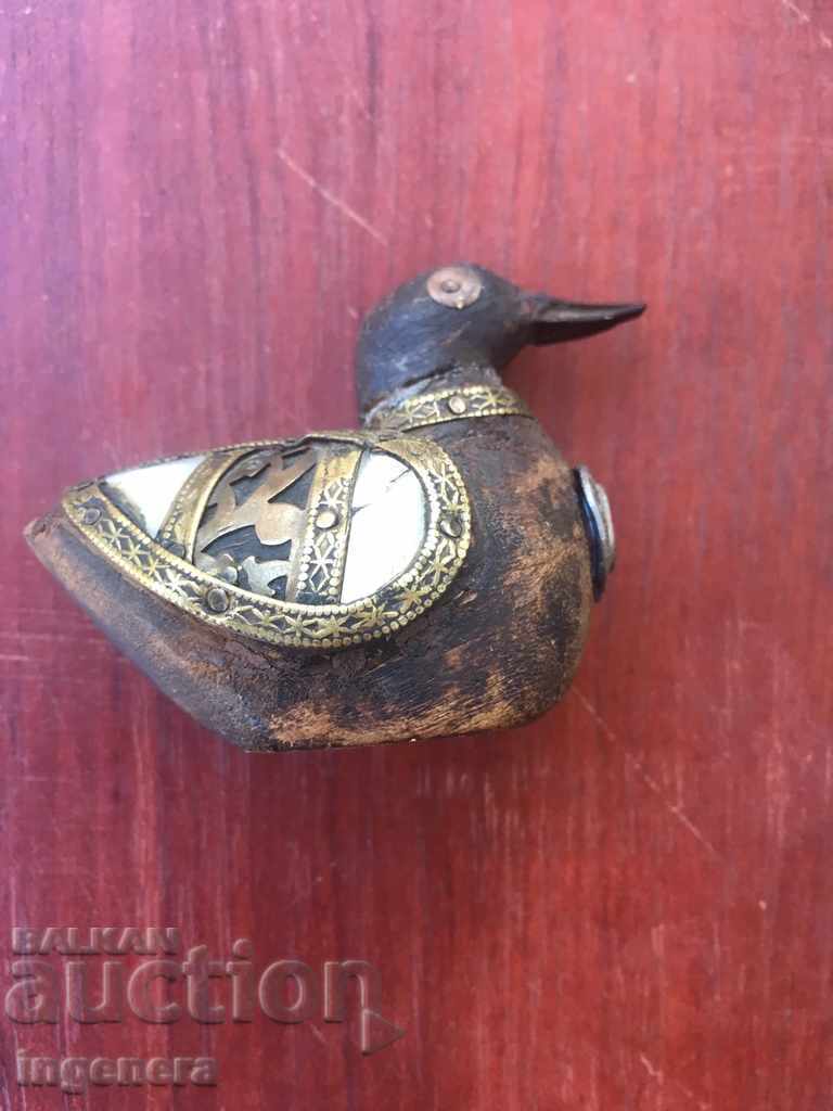 Auction PATKA WOOD BRASS, STONE SILVER SHAFT AND PANEL Auction PATKA WOOD BRASS, STONE SILVER SHAFT AND PANEL