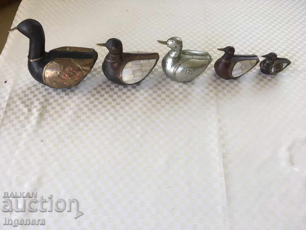 PATKA WOOD BRASS, STONE SILVER SHAFT AND PANEL - 7 PATKA WOOD BRASS, STONE SILVER SHAFT AND PANEL - 7