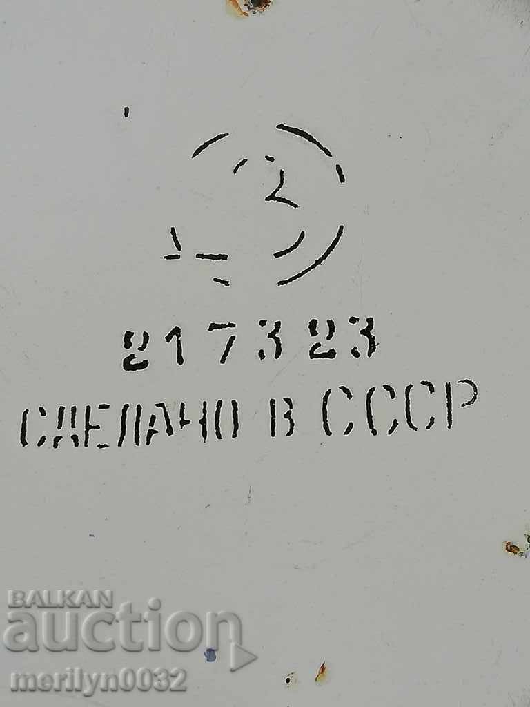 An old enamel tusk, a tusk, a bucket, an enameled container with a lid - 6 An old enamel tusk, a tusk, a bucket, an enameled container with a lid - 6
