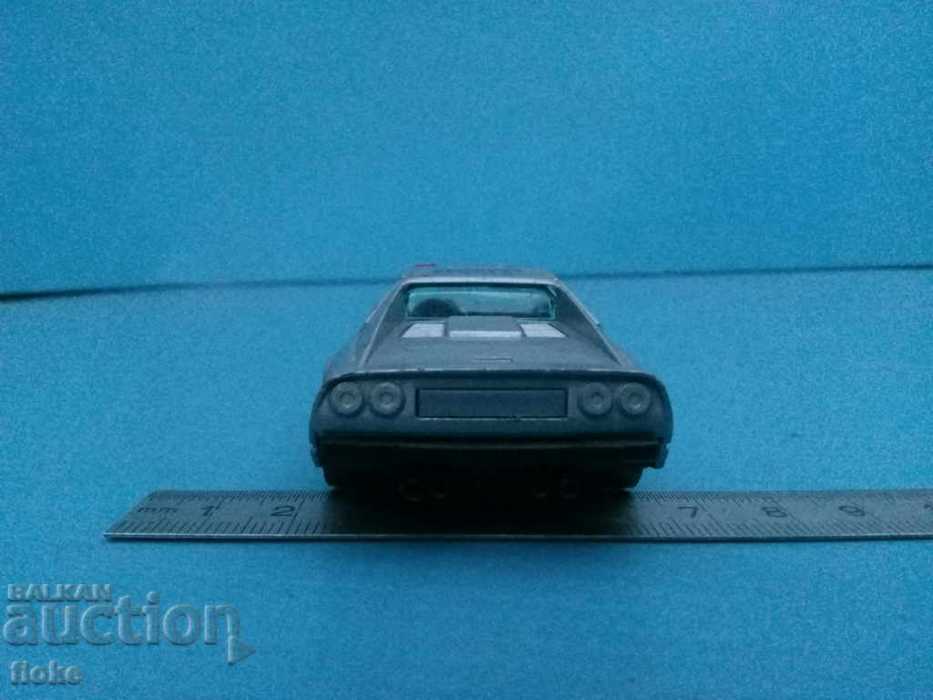 Delivery of Metal stroller Delivery of Metal stroller