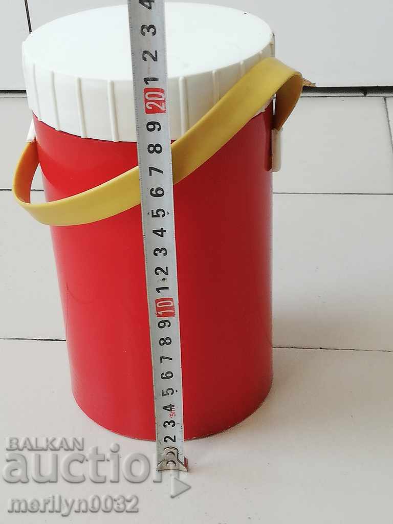 Old thermos, ketch, bottle, bottle, bottle of salt with price 29.00 BGN | € 14.83 Old thermos, ketch, bottle, bottle, bottle of salt with price 29.00 BGN | € 14.83