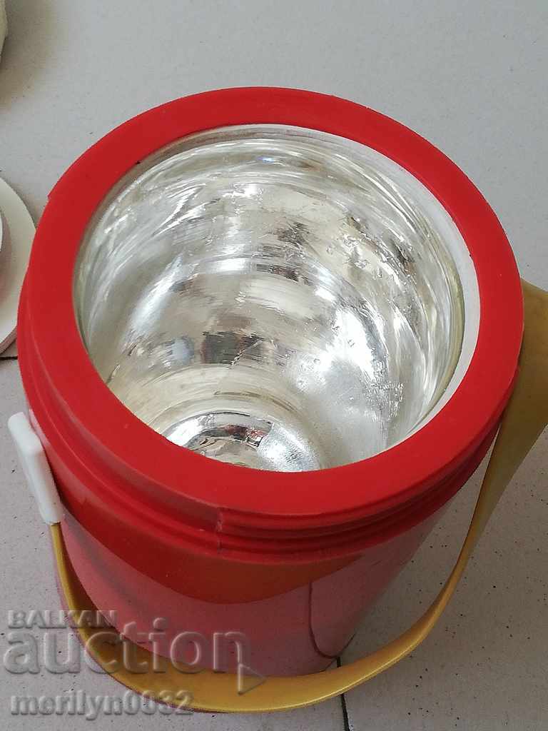 Auction Old thermos, ketch, bottle, bottle, bottle of salt Auction Old thermos, ketch, bottle, bottle, bottle of salt