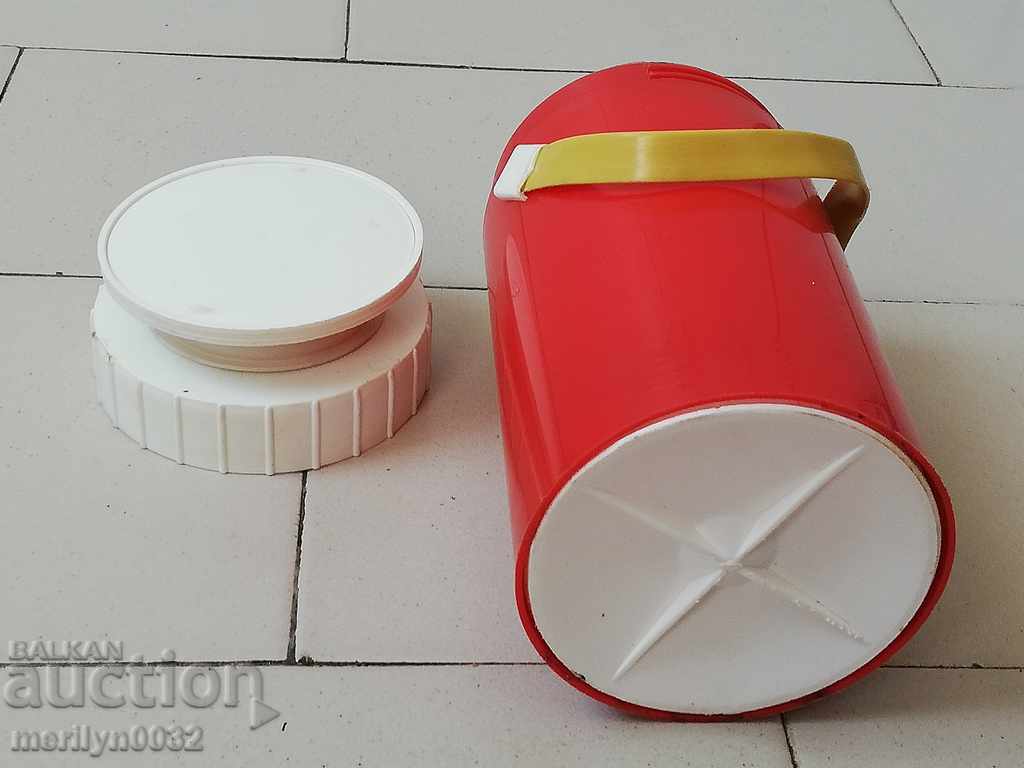 Old thermos, ketch, bottle, bottle, bottle of salt - 7 Old thermos, ketch, bottle, bottle, bottle of salt - 7