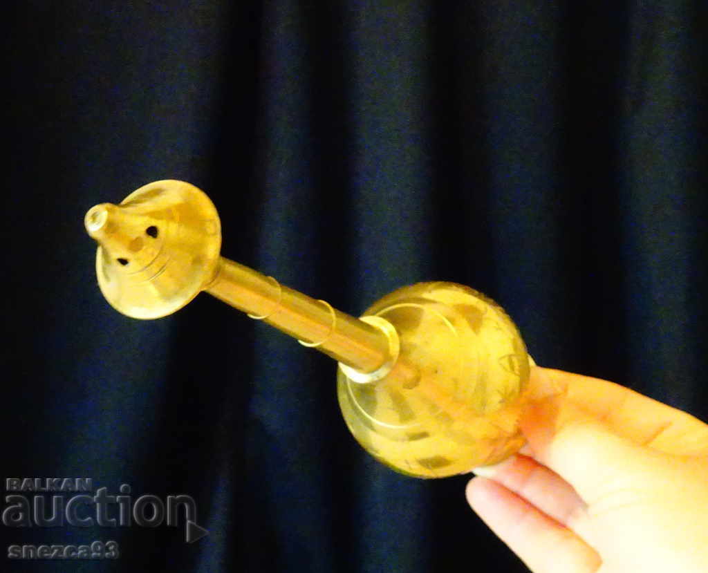 Delivery of Bronze censer, rose water vessel, oil lamp with Taj Mahal Delivery of Bronze censer, rose water vessel, oil lamp with Taj Mahal