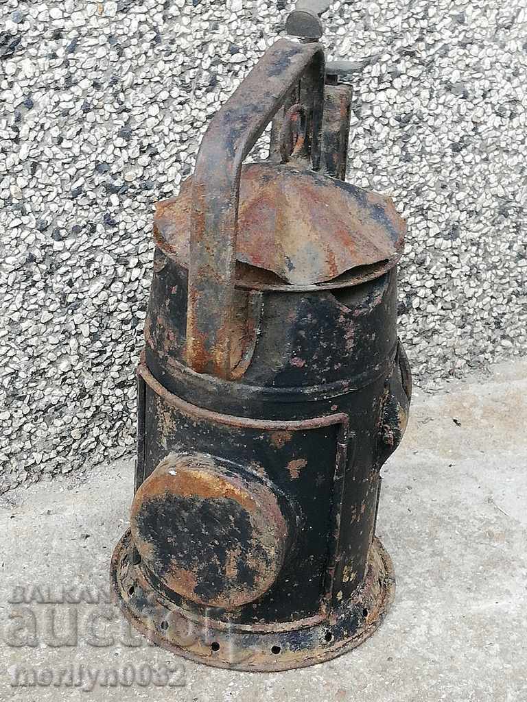 Army Hand Portable Lantern Railway Regiment 1941 Year WW2 with price 99.00 BGN | € 50.62 Army Hand Portable Lantern Railway Regiment 1941 Year WW2 with price 99.00 BGN | € 50.62