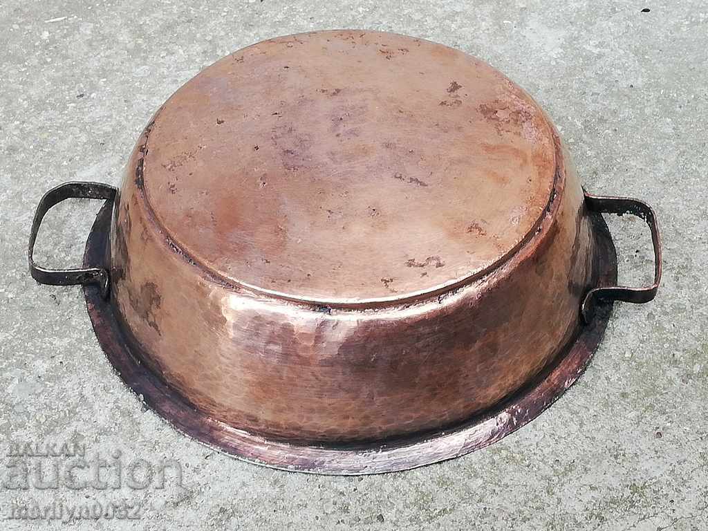 Delivery of Baked tray, copper pot, baker, sahane, honey, pan, tass
