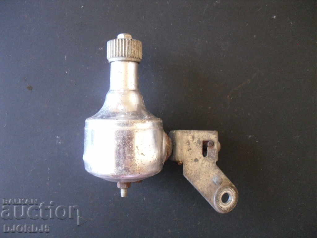 Dynamic stele "BLITZ", fabricat în ITALIA cu preț 5.00 BGN | € 2.56