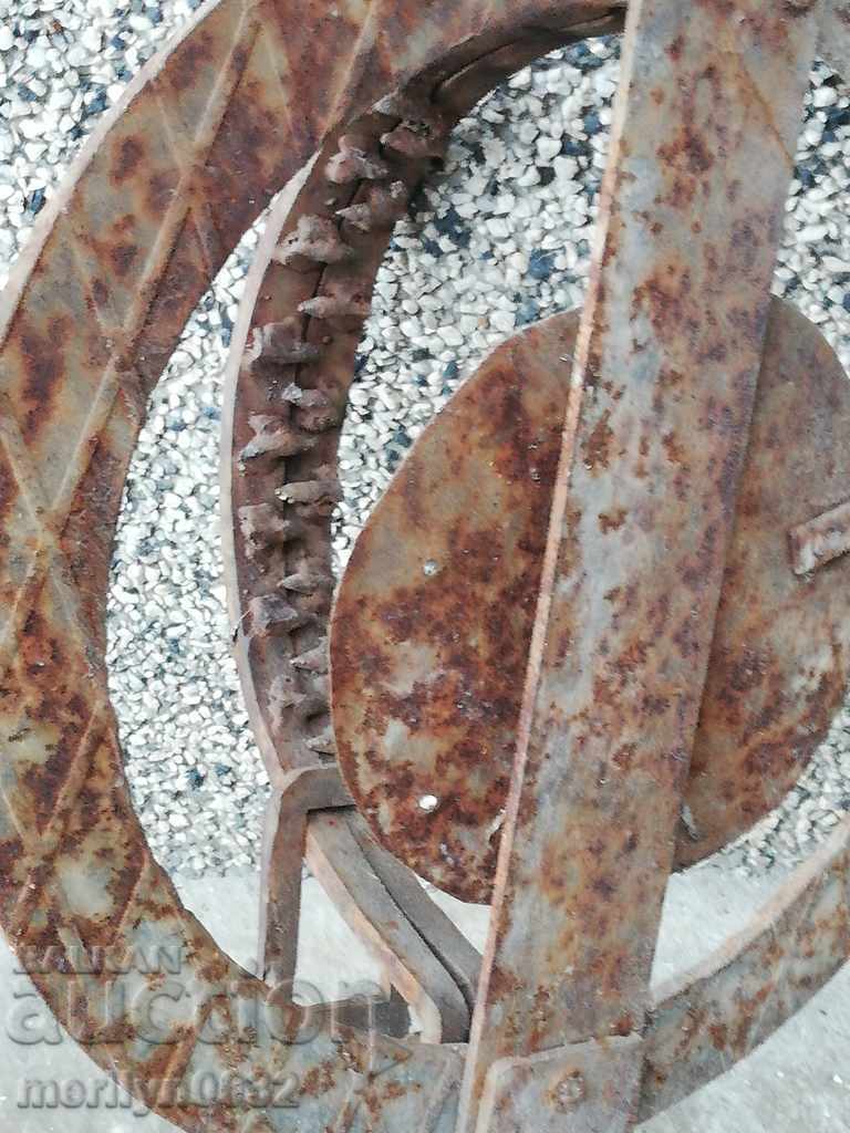 Auction  Old hand forged trap, wrought iron