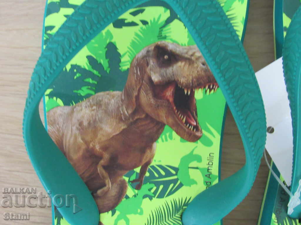 New children's flip flops N & M Jurassic Park number 25/27 - 5 New children's flip flops N & M Jurassic Park number 25/27 - 5