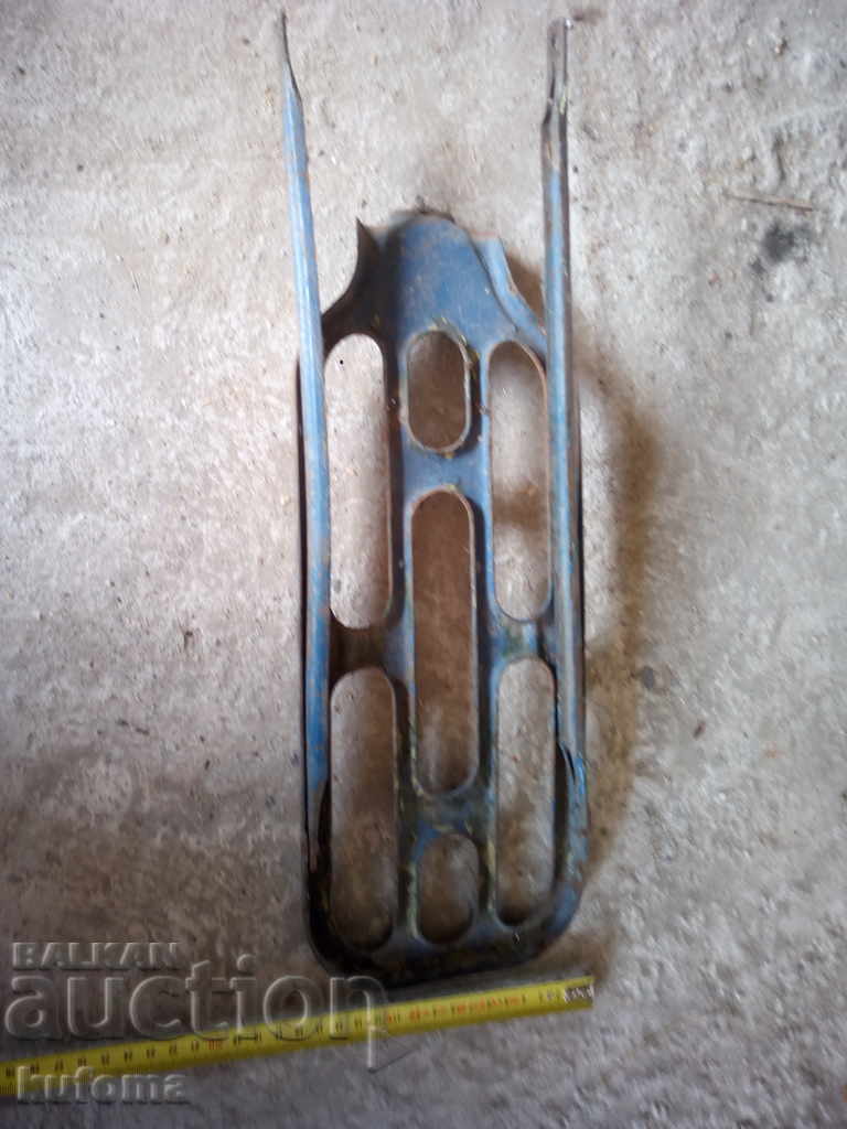 Bike trunk with price 9.99 BGN | € 5.11 Bike trunk with price 9.99 BGN | € 5.11