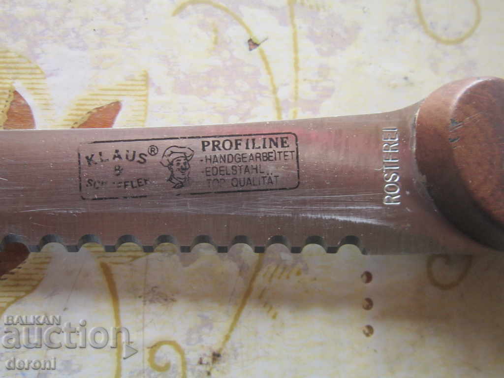 Ένα μεγάλο γερμανικό μαχαίρι 3 με τιμή 10.00 BGN | € 5.11 Ένα μεγάλο γερμανικό μαχαίρι 3 με τιμή 10.00 BGN | € 5.11