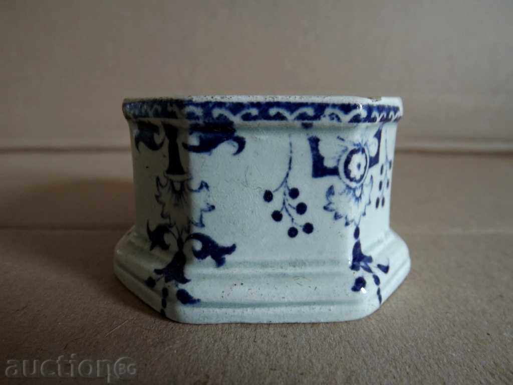 Delivery of . OVER 150-YEAR CERAMIC PORCELAIN SOLAR MARKED RR