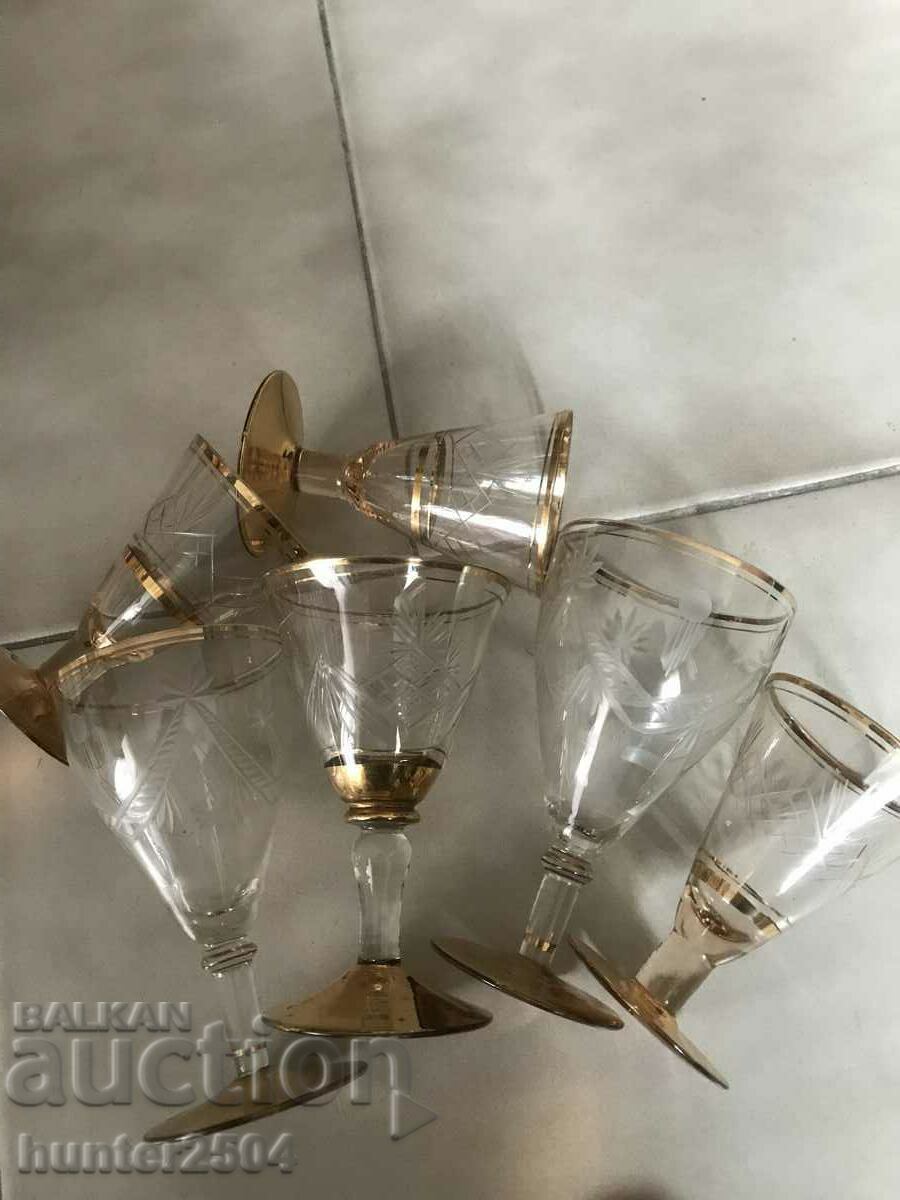Delivery of Glasses - various, engraved, with gilding