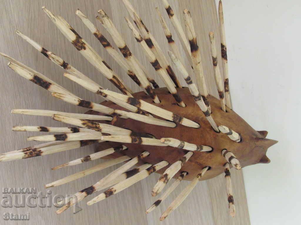 Hedgehog - wooden figure of mahogany - 7 Hedgehog - wooden figure of mahogany - 7