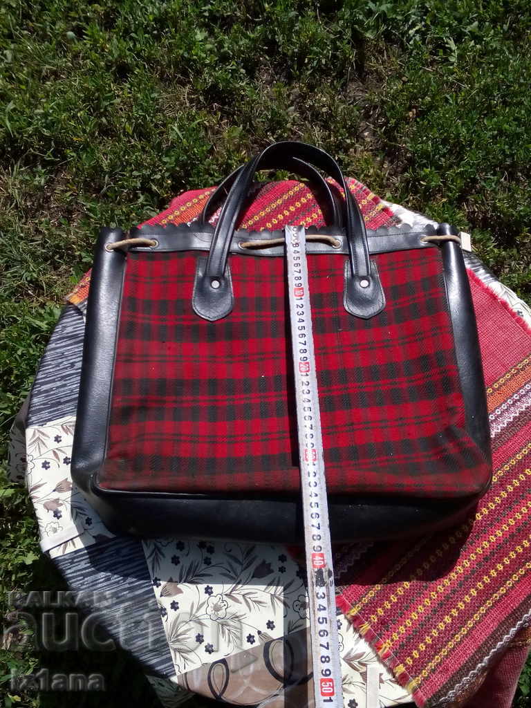 Delivery of Antique bag, purse Delivery of Antique bag, purse