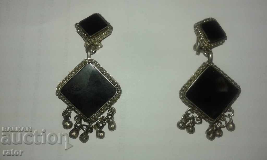 Bijuterii vechi, stil Renaștere. Cercei, pandantive, pandantiv 2 cu preț 14.00 BGN | € 7.16