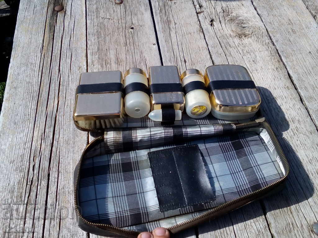 Auction Old male nurse Auction Old male nurse