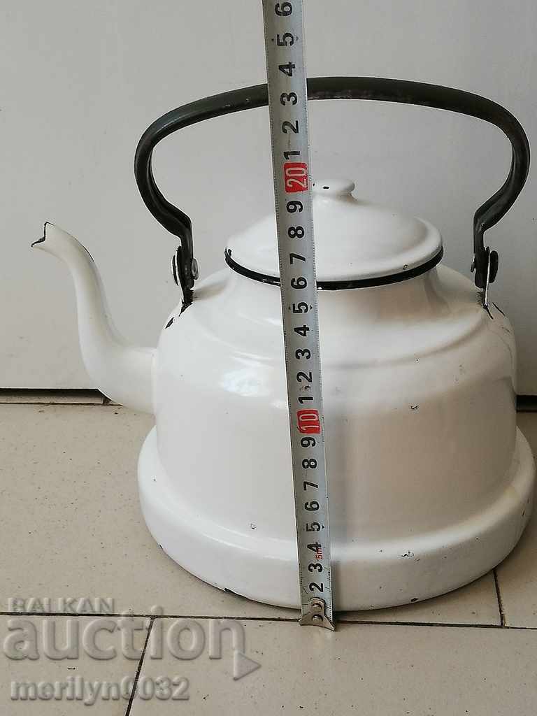 Enameled teapot, soup with enamel, Bulgaria with price 39.00 BGN | € 19.94 Enameled teapot, soup with enamel, Bulgaria with price 39.00 BGN | € 19.94