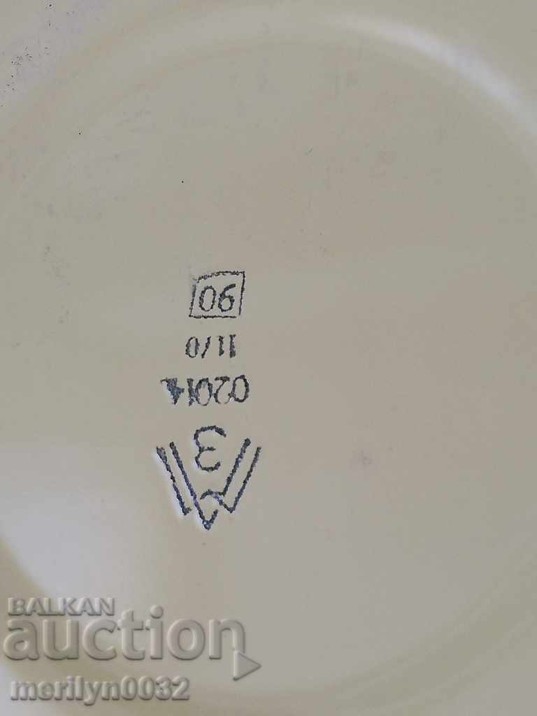 Доставка на Емайлиран малък леген, корито, съд с емайл купа СССР Доставка на Емайлиран малък леген, корито, съд с емайл купа СССР